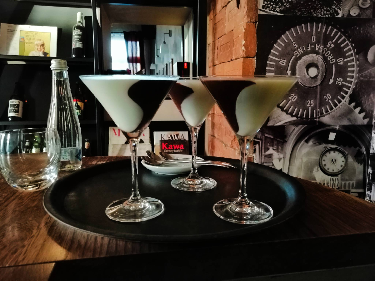  Cofeina Jazz Cafe jest nie tylko miejscem...