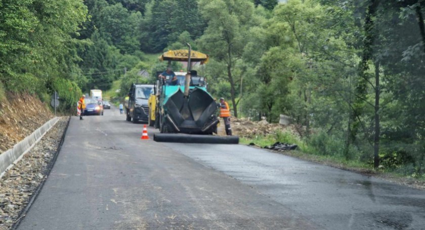 Drogi i Transport, Informacja zamknięciu drogi Stryszawie - zdjęcie, fotografia