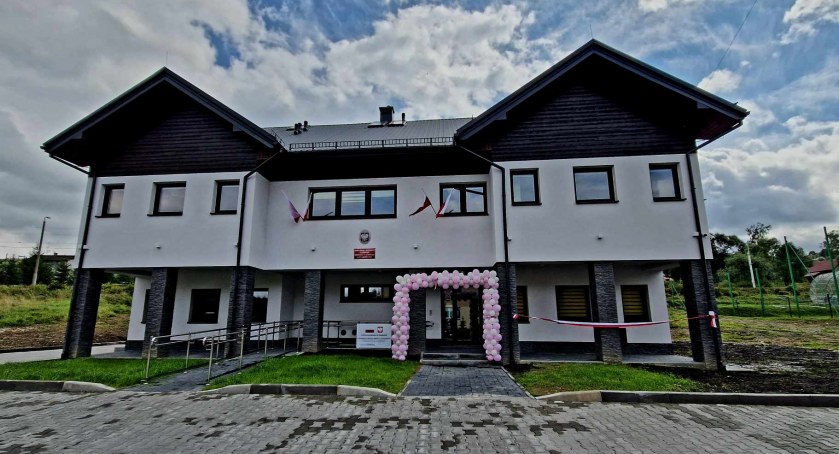 Inwestycje, Wielka radość Lachowicach przedszkole hucznie otwarte - zdjęcie, fotografia