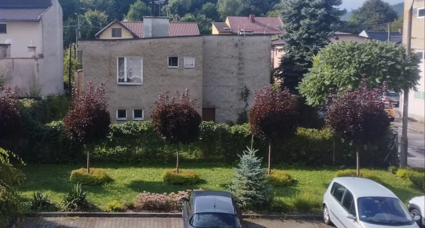 Na tej działce ma powstać w przyszłości żłobek gminny. Fot. UG w Zembrzycach. 