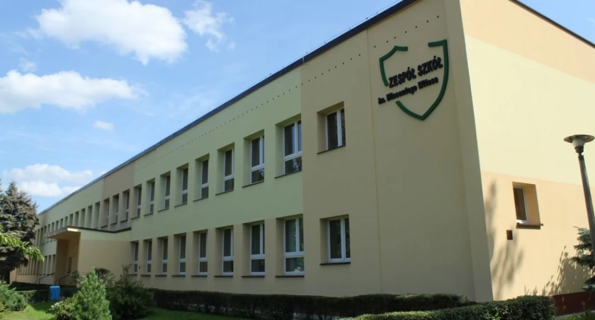 Ze szkolnej ławy, Najlepsze licea technika Polsce Które miejsce zajęły szkoły średnie naszego powiatu - zdjęcie, fotografia