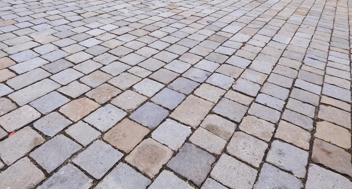 Materiał zewnętrzny, wybrać najlepszego brukarza Wrocławiu - zdjęcie, fotografia