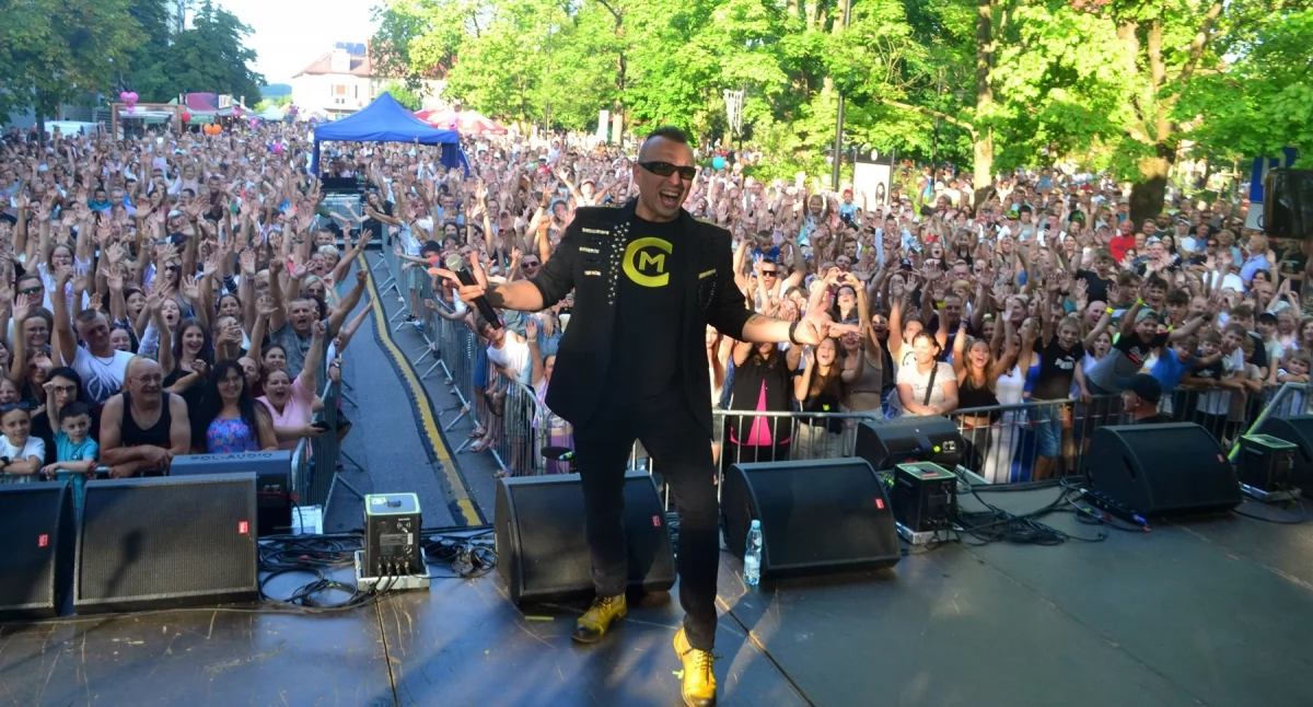 Rozrywka, Jordanów bawił całego Tłumy muzyczną sceną! (zdjęcia video) - zdjęcie, fotografia