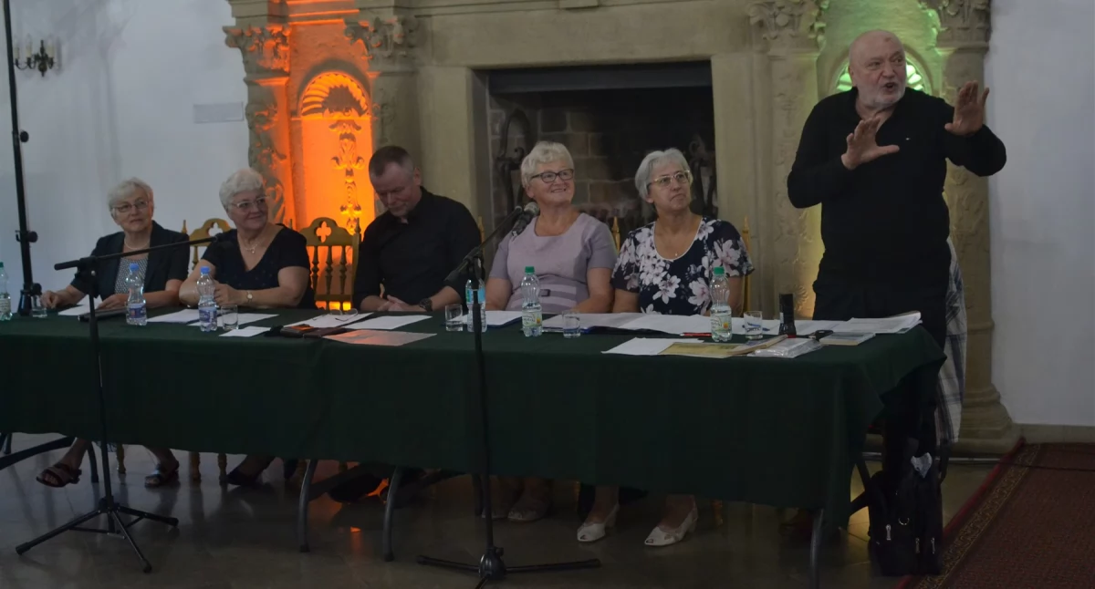 Rozrywka, Wyjątkowy Salon Poezji Konfraterni Rapsodycznej - zdjęcie, fotografia