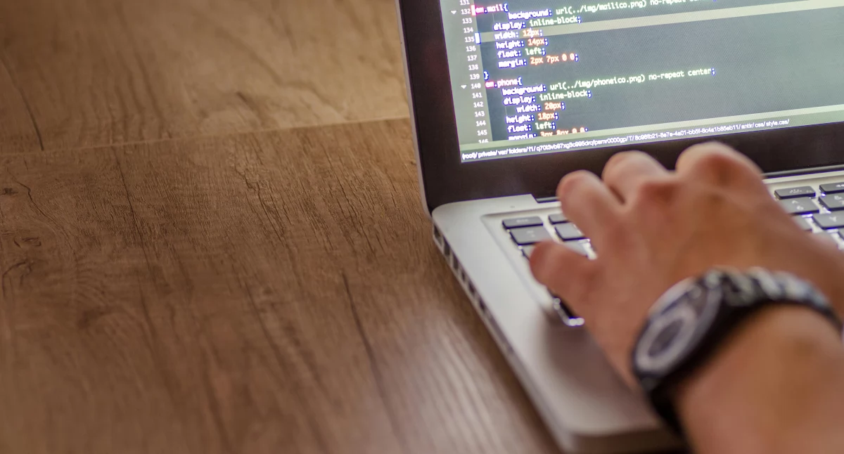 Materiał zewnętrzny, Serwis laptopów Katowicach - zdjęcie, fotografia