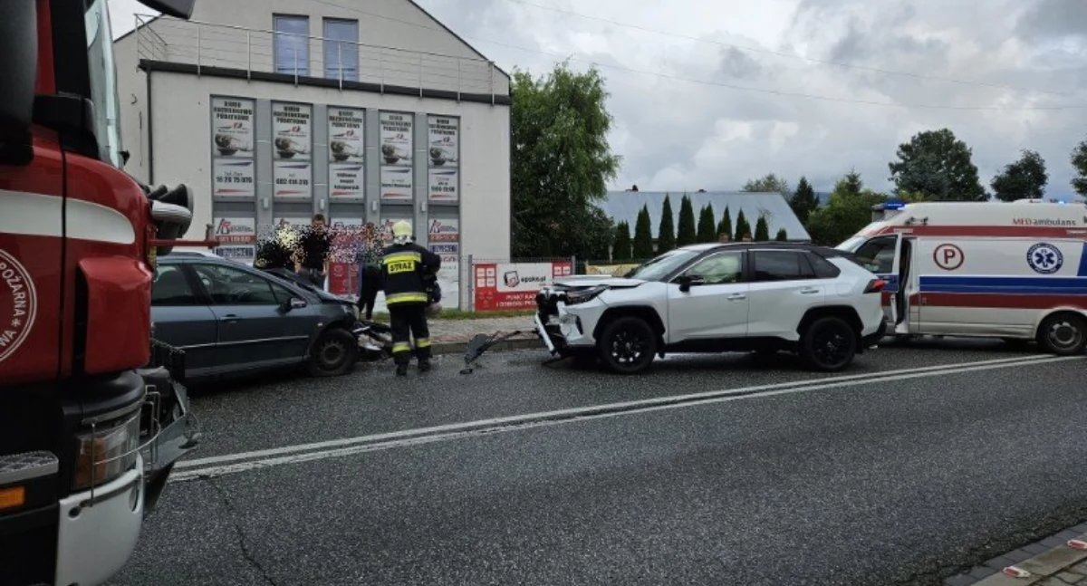 Wypadki drogowe, Jordanów Droga krajowa nieprzejezdna (video) - zdjęcie, fotografia