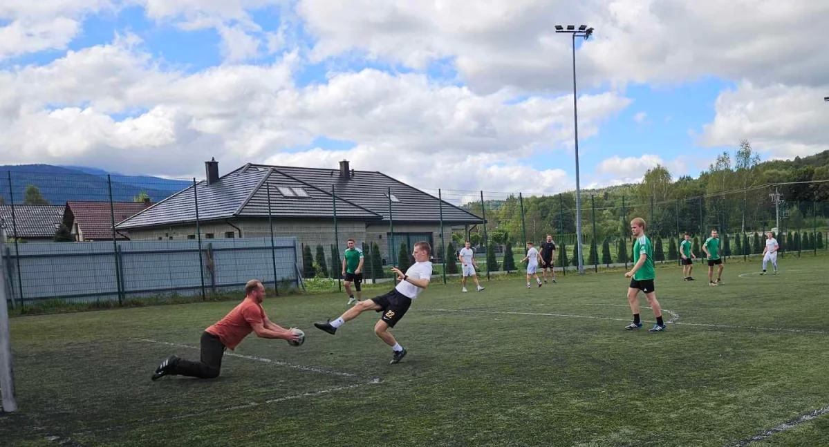 Liga Amatorska, tylko Woodica kompletem punktów - zdjęcie, fotografia