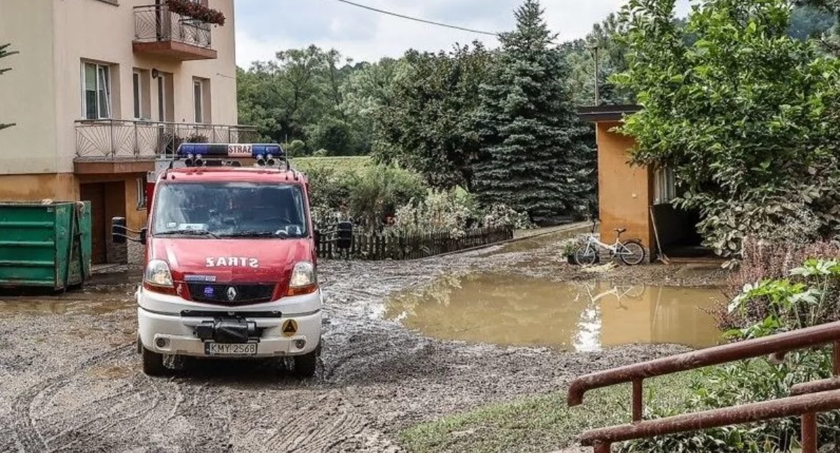 Z remizy, Małopolskie będą lepiej przygotowane walki powodziami - zdjęcie, fotografia