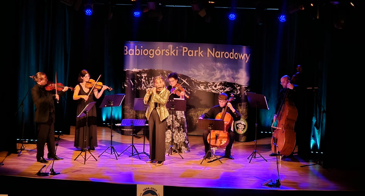 Film i Teatr, Premiera filmu „Babia Góra Góra Zachwytów” okazji lecia Babiogórskiego Parku Narodowego - zdjęcie, fotografia