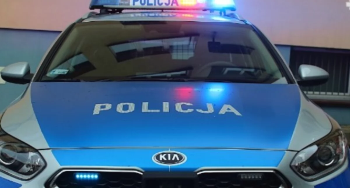 Miejscowe zagrożenie, Suscy policjanci ratowali ludzkie życie - zdjęcie, fotografia