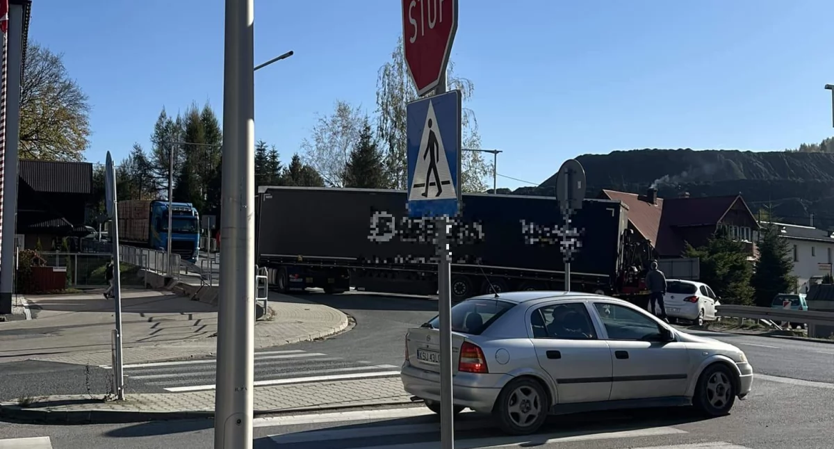 Fot. Gdzie stoją? Maków Podhalański, powiat suski
