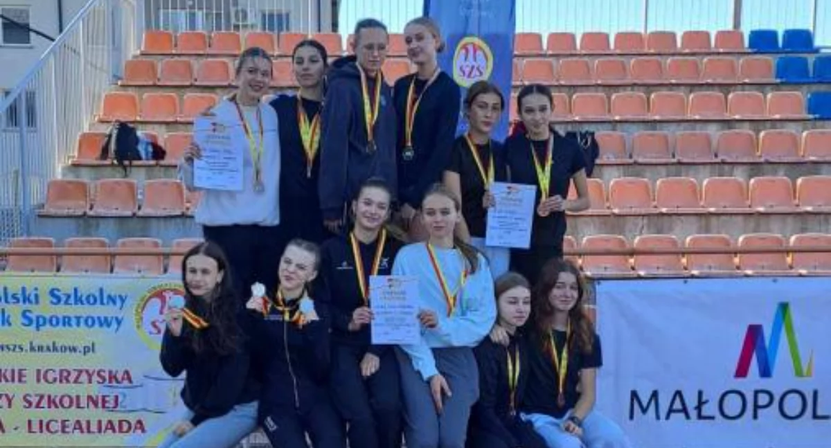 Sport szkolny, Uczniowie suskiego Goetla medalami wojewódzkich zawodów lekkoatletycznych - zdjęcie, fotografia