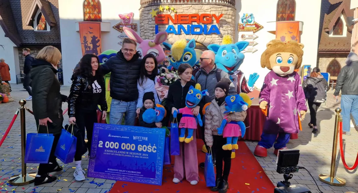 Rozrywka, Energylandia powitała milionowego Gościa sezonie! - zdjęcie, fotografia
