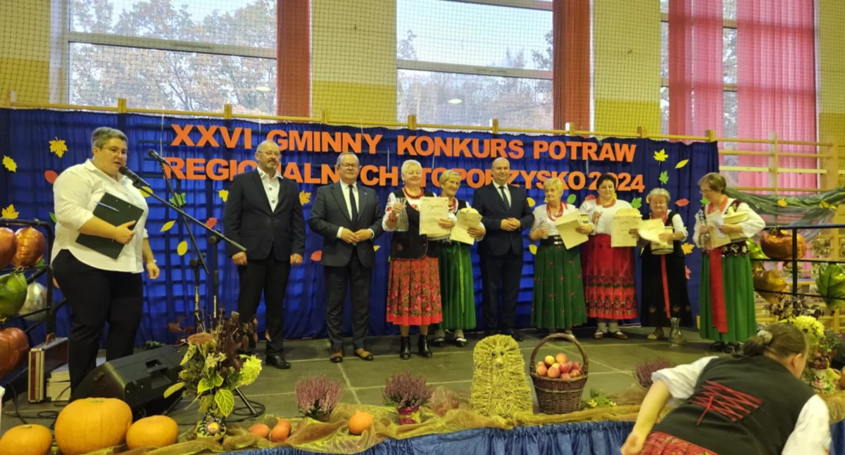 Folklor i Tradycje , Gminny Konkurs Potraw Regionalnych Jubileusz „Niezłych Ziółek” - zdjęcie, fotografia