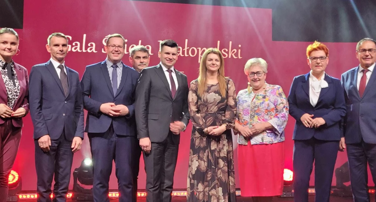 Polityka, Wyjątkowa Święta Małopolski uhonorowano zasłużonych Małopolan - zdjęcie, fotografia