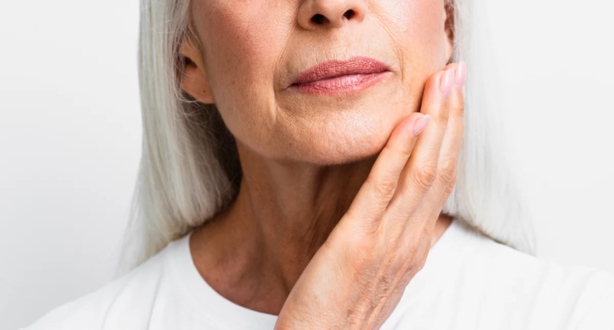 Materiał zewnętrzny, Redukcja zmarszczek akceptacja świadomie podejść starzenia skóry - zdjęcie, fotografia