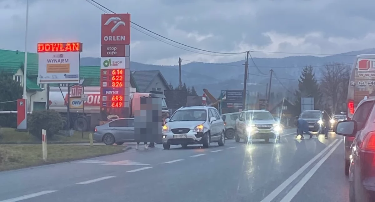 Wypadki drogowe, Kolizja Białce - zdjęcie, fotografia