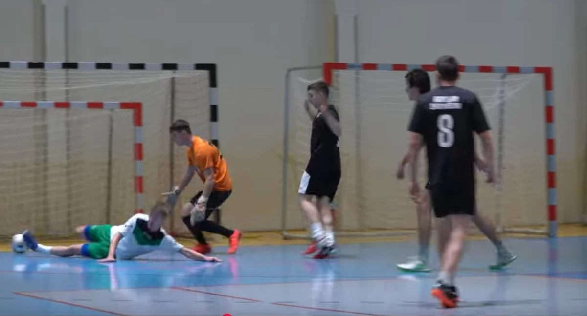 Liga Amatorska, Noworoczny futsal Zawoi (wideo) - zdjęcie, fotografia