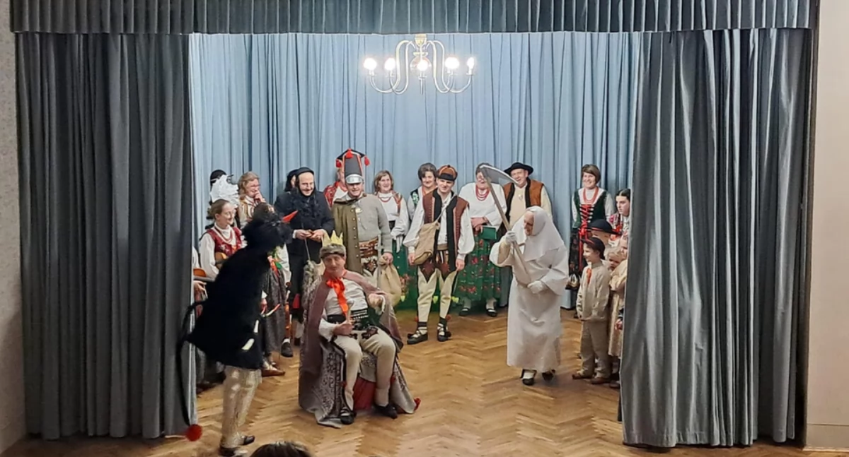 Religia, Przedstawienie bożonarodzeniowe „Herody” Naprawie - zdjęcie, fotografia