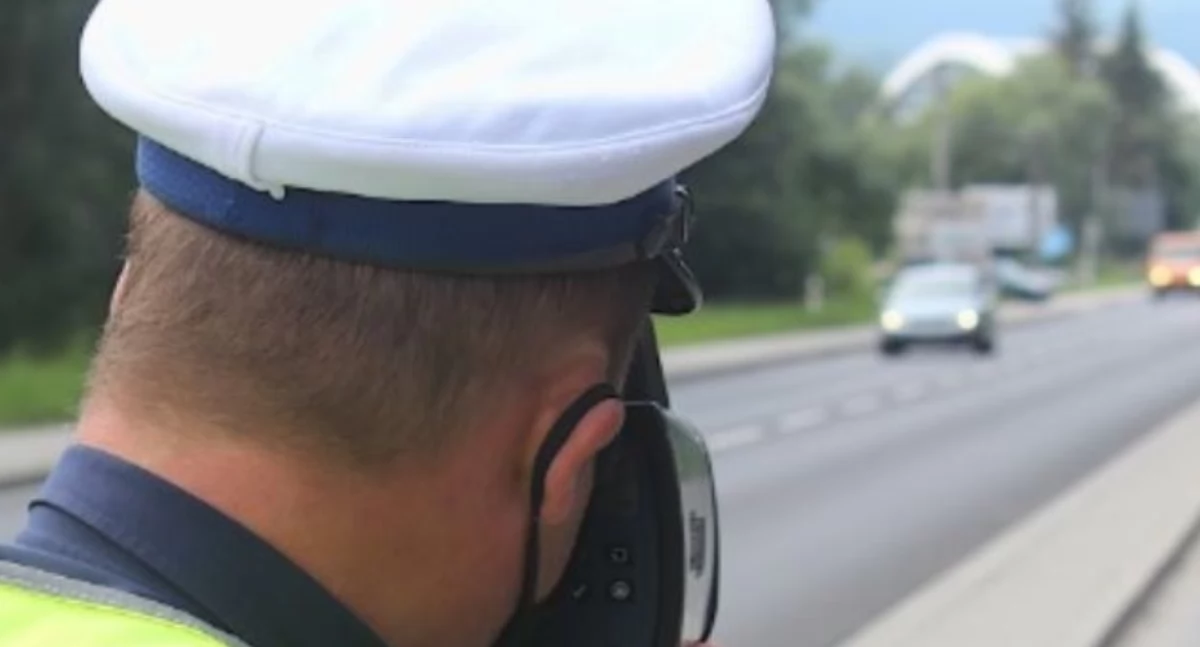 Kronika kryminalna, Policyjne działania prewencyjne drogach powiatu suskiego związku feriami - zdjęcie, fotografia