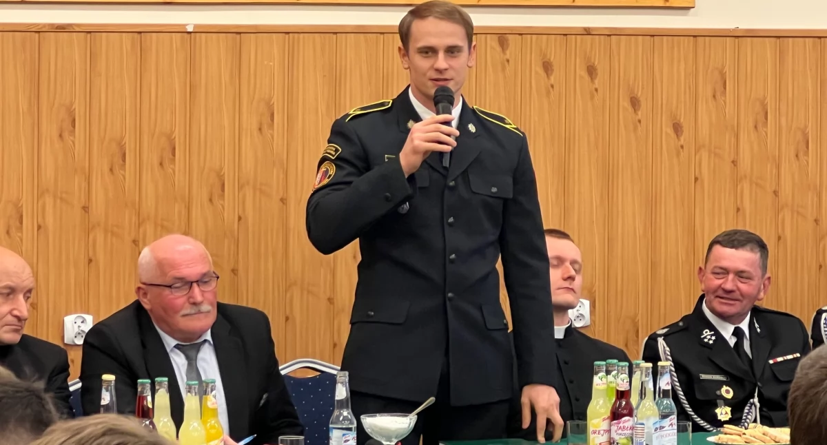 Z remizy, Zebranie sprawozdawcze Ochotniczej Straży Pożarnej Łętowni - zdjęcie, fotografia