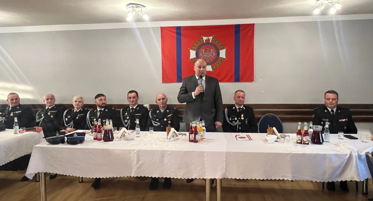 Z remizy, Zarząd Osielec Górny absolutorium - zdjęcie, fotografia