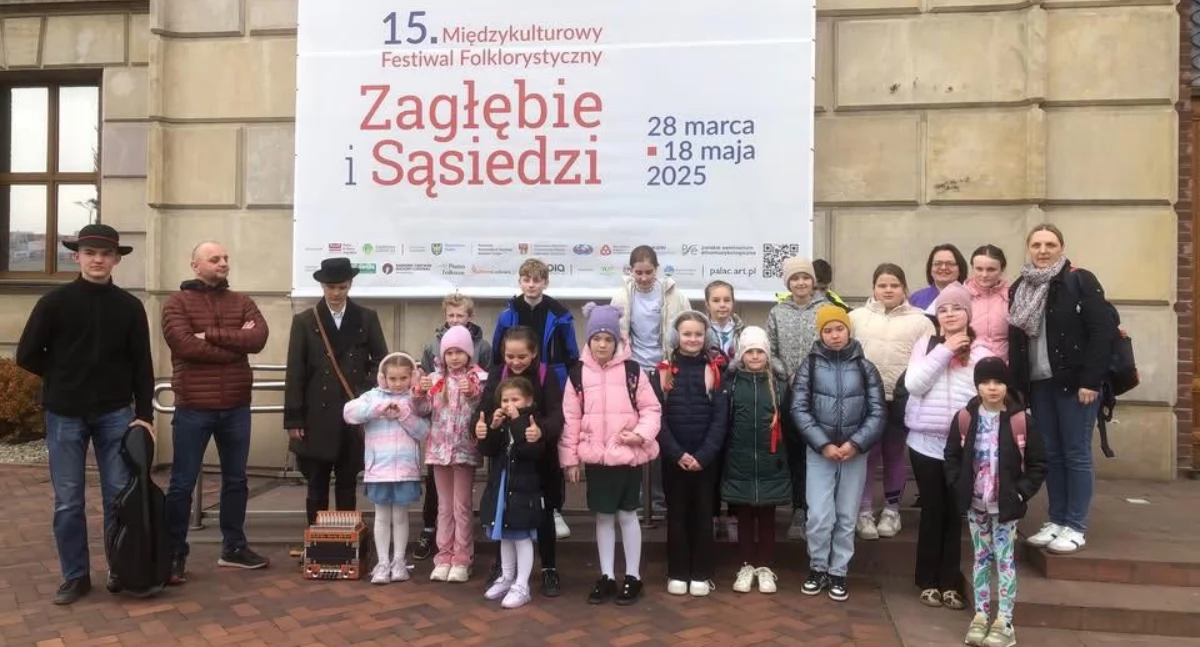 Folklor i Tradycje , Zespół regionalny Gronie Łętowni wyróżniony Dąbrowie Górniczej! - zdjęcie, fotografia