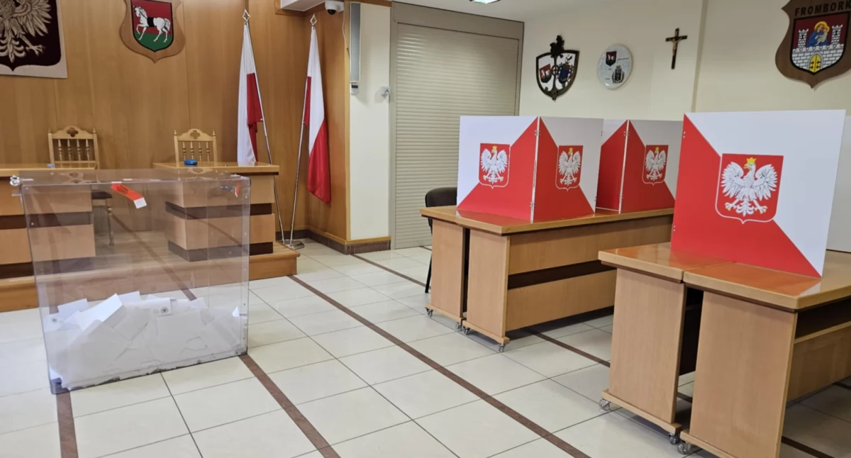 Wybory, Frekwencja wciąż bardzo słaba Daleko święta demokracji - zdjęcie, fotografia