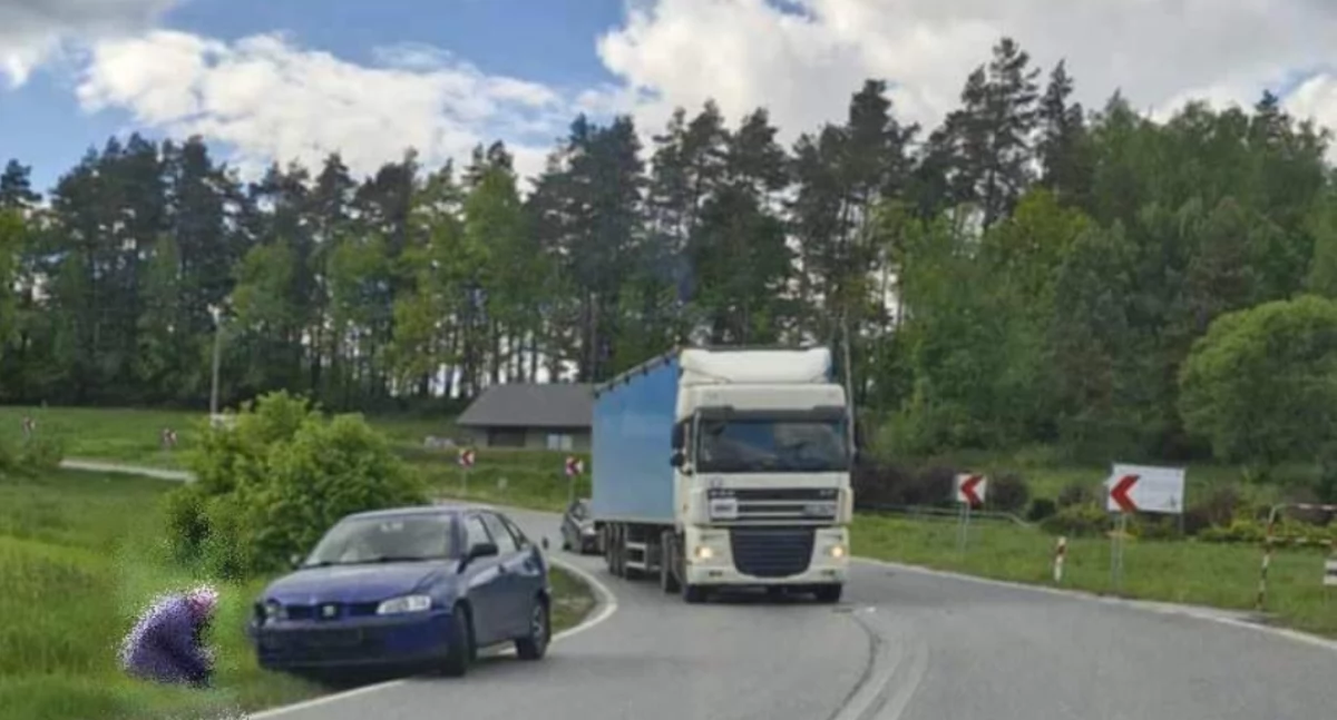 Wypadki drogowe, Hiszpańskie „spotkanie” Osieleckiej Górze - zdjęcie, fotografia