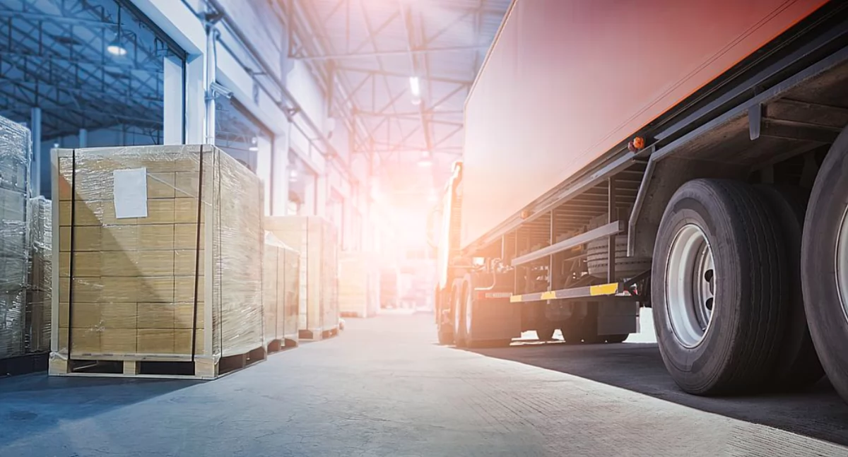 Materiał zewnętrzny, rzeczy które musisz wiedzieć zanim zamówisz transport międzynarodowy - zdjęcie, fotografia
