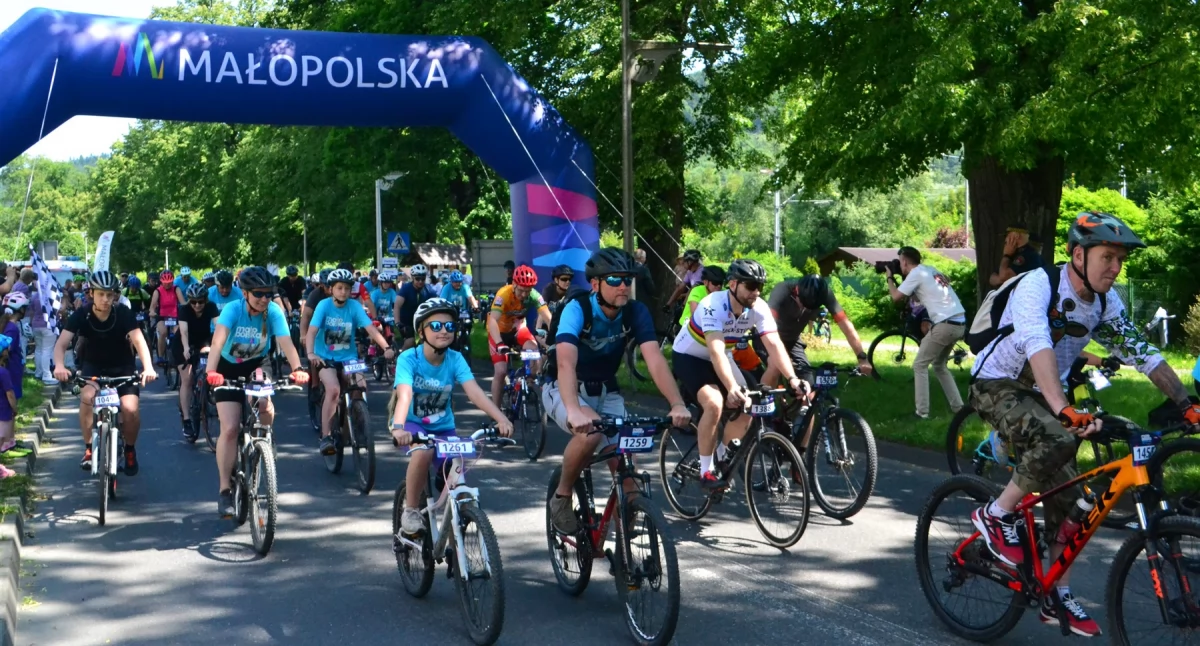 Rozrywka, Małopolska zainaugurowany Suchej Beskidzkiej - zdjęcie, fotografia