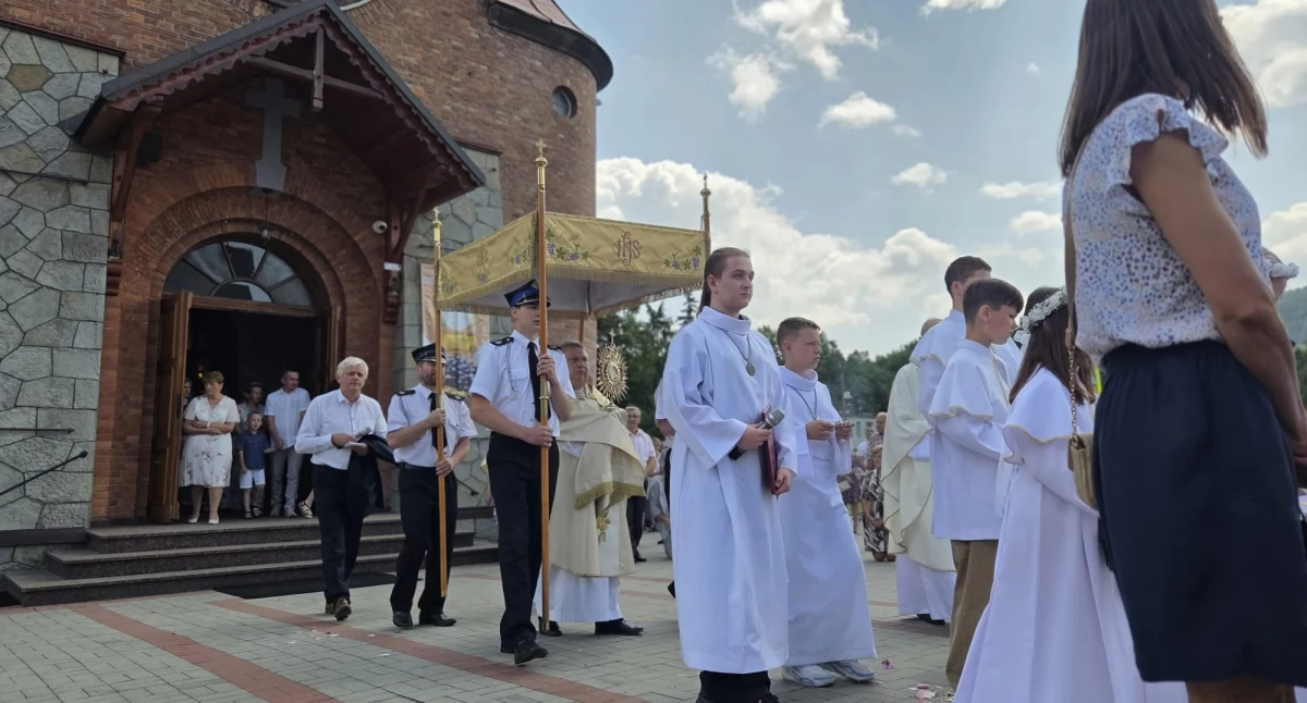 Religia, Boże Ciało zwane Uroczystością Najświętszego Ciała Chrystusa - zdjęcie, fotografia