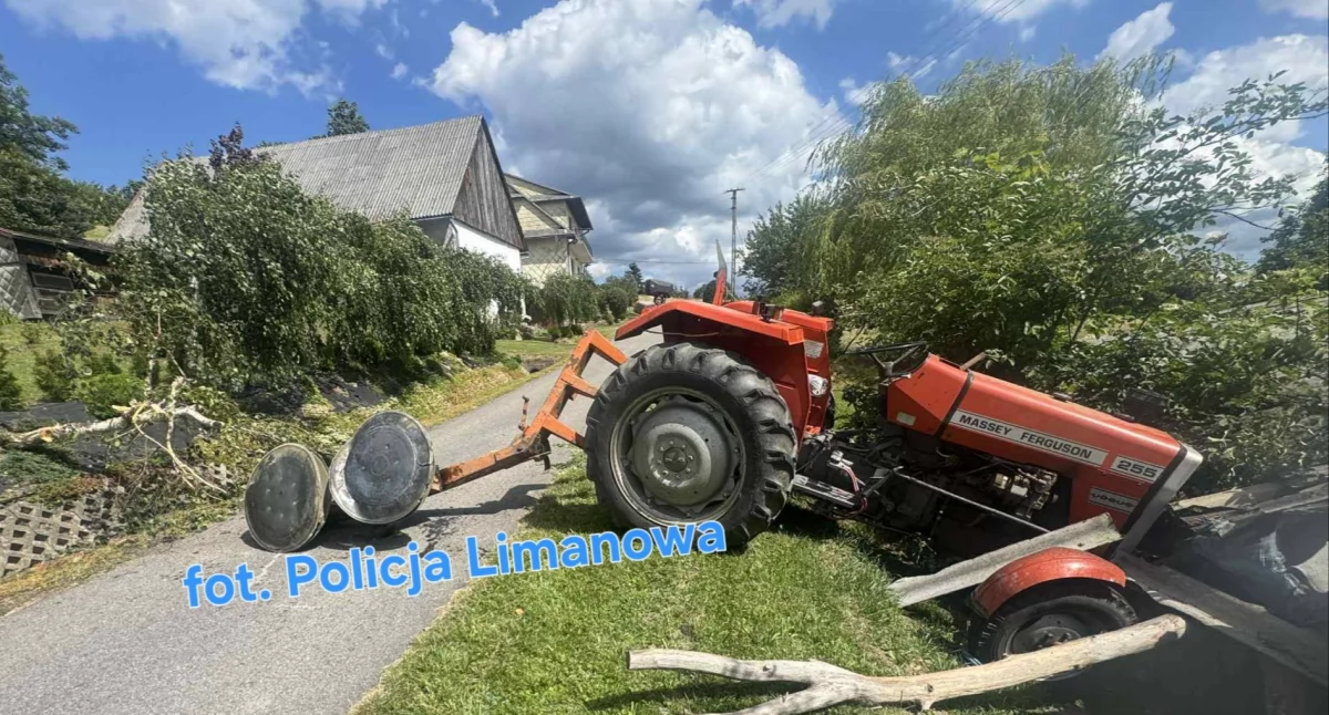 Kronika kryminalna, Kierujący ciągnikiem rolniczym miał promili alkoholu - zdjęcie, fotografia