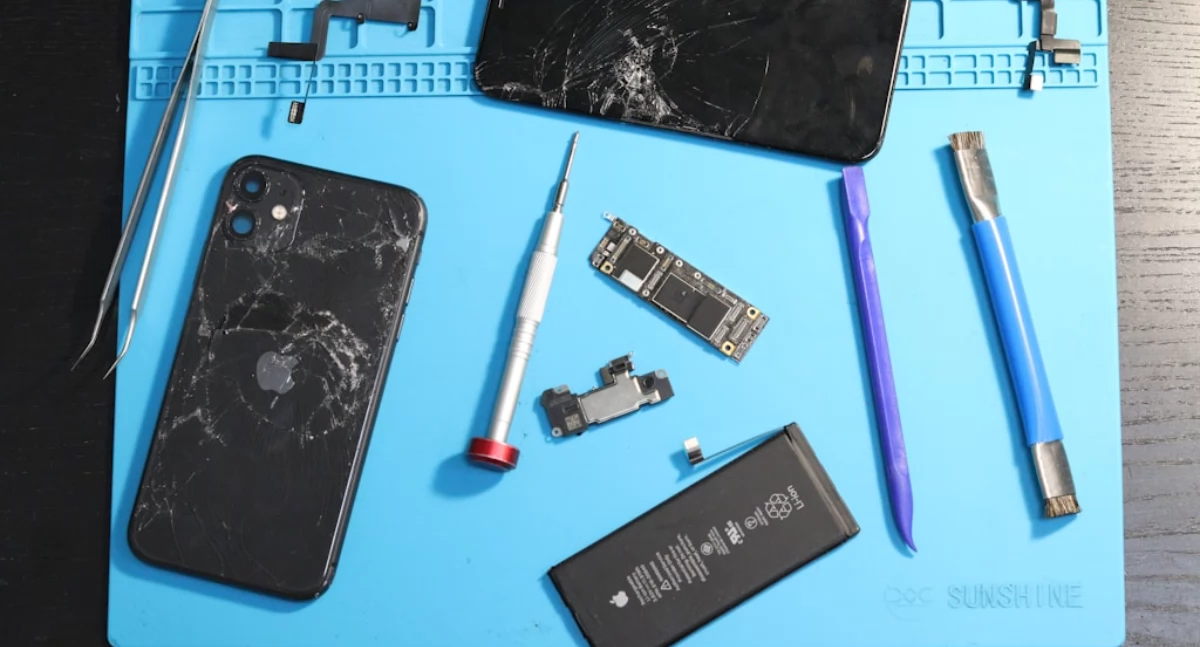 Materiał zewnętrzny, Profesjonalny odzysk danych telefonu dlaczego warto - zdjęcie, fotografia