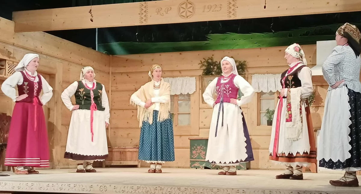 Folklor i Tradycje , Muzycy powiatu suskiego nagrodzeni Sabałowych Bajaniach - zdjęcie, fotografia