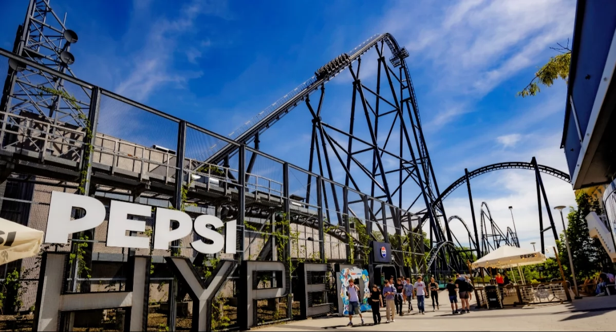 Rozrywka, Święto adrenaliny Energylandii Nadchodzi Coaster - zdjęcie, fotografia