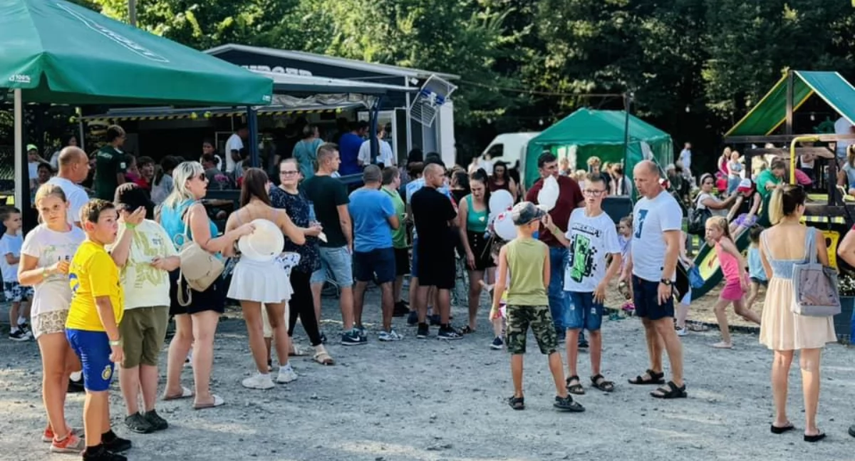 Rozrywka, Piknik Pożegnanie Wakacji Lachowicach - zdjęcie, fotografia