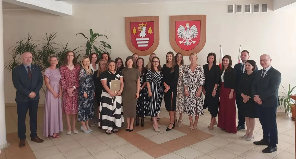 Ze szkolnej ławy, Nauczyciele awansem zawodowym - zdjęcie, fotografia