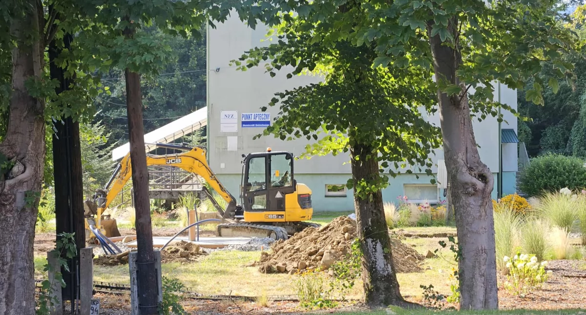 Inwestycje, Skawicy powstaje atrakcja zdrowia relaksu - zdjęcie, fotografia