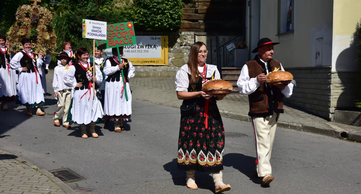 Folklor i Tradycje , Dożynki Gminne Makowie Podhalańskim święto plonów tradycji - zdjęcie, fotografia