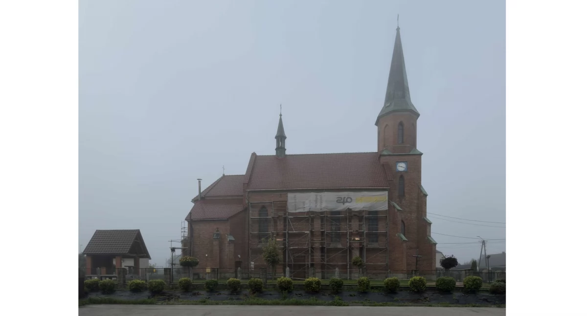 Inwestycje, Stryszawa zabytkowym kościele - zdjęcie, fotografia