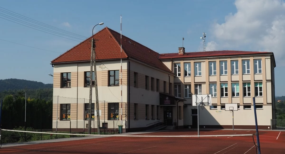 Ze szkolnej ławy, Edukacja zdrowotna szkołach gminy Zembrzyce udział uczniów - zdjęcie, fotografia
