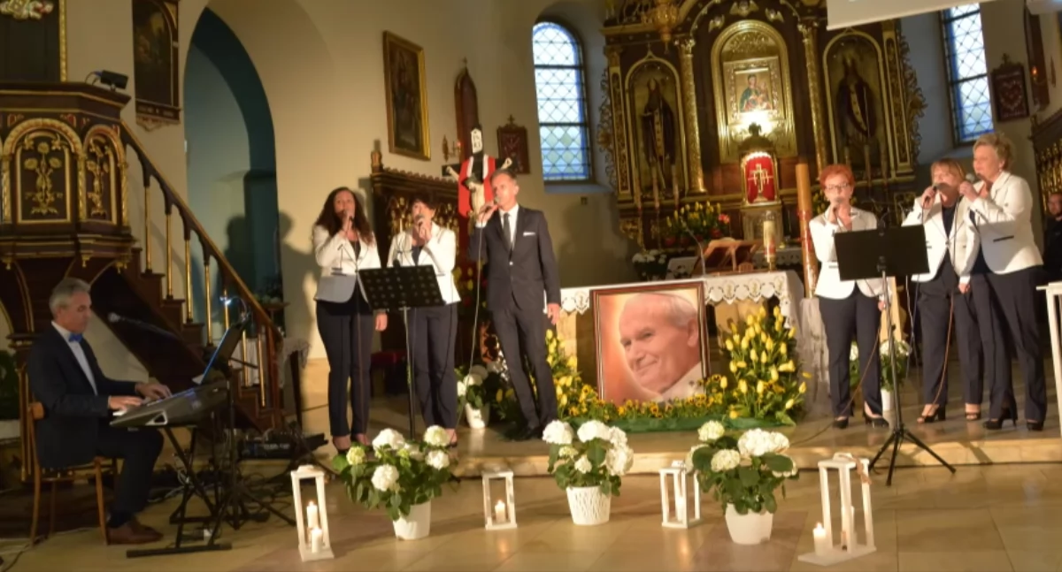 Koncerty – Muzyka , „Jan Paweł Prorok Nadziei” Koncert zespołu Pokolenie Zembrzycach - zdjęcie, fotografia