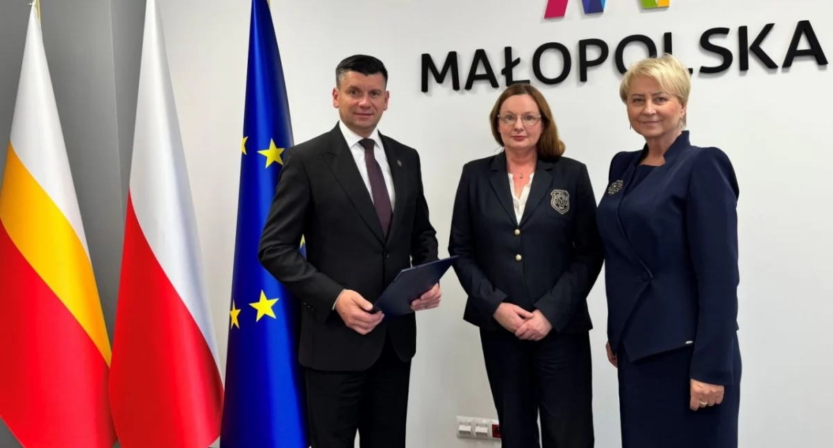 Informacje urzędowe, Barbara Woźniak Suchej Beskidzkiej została dyrektorem Małopolskiego Centrum Nauki Cogiteon - zdjęcie, fotografia