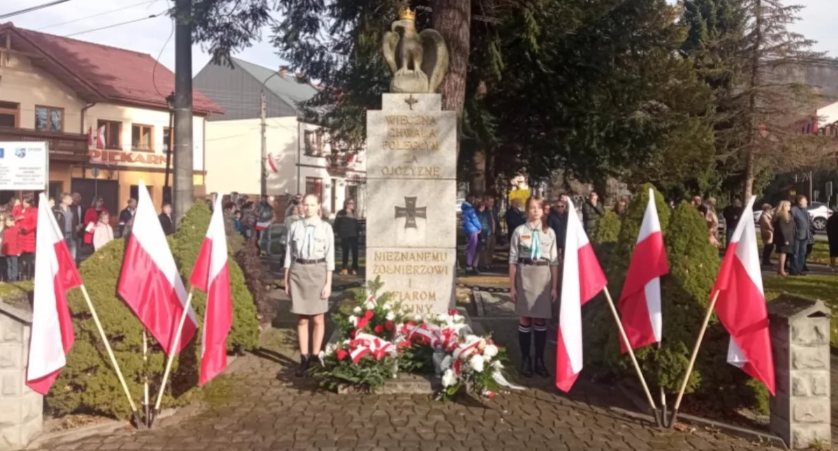 Historia, Uroczyste obchody Narodowego Święta Niepodległości Makowie Podhalańskim - zdjęcie, fotografia
