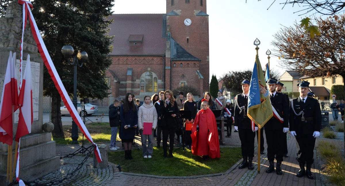 Historia, Obchody Narodowego Święta Niepodległości Zembrzycach - zdjęcie, fotografia