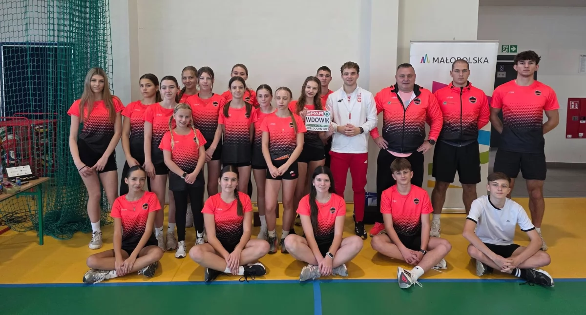 Biegi, Olimpijczyk Oliwer Wdowik gościem projektu „Trening Mistrzem” Stryszawie - zdjęcie, fotografia