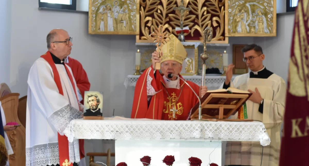 Religia, Ojczyznę udziałem Marka Jędraszewskiego Hucisku - zdjęcie, fotografia