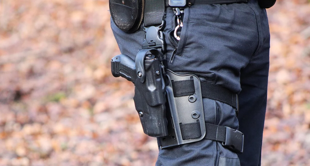 Z kraju, Alarm BRAVO uzbrojone patrole naprawdę Wyjaśniamy - zdjęcie, fotografia