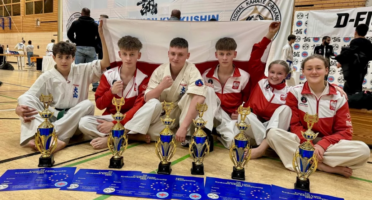 Sporty walki , Świetny start zawodników Małopolskiego Klubu Karate Oyama Kasperek Team w Niemczech - zdjęcie, fotografia